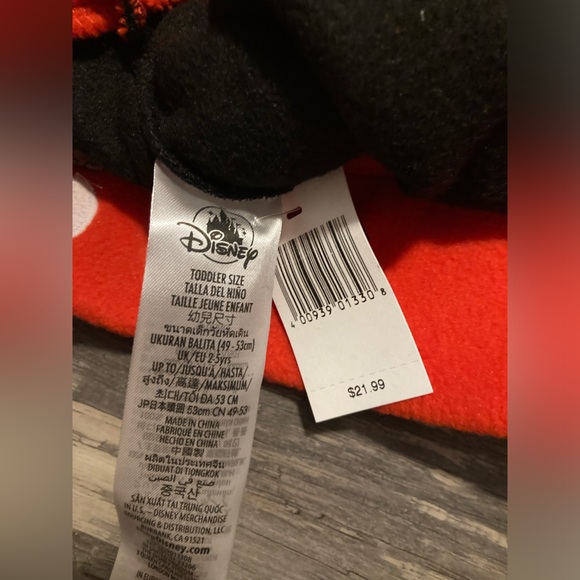 Mickey Mouse Beanie and mittens Toddler set - Picture 5 of 5